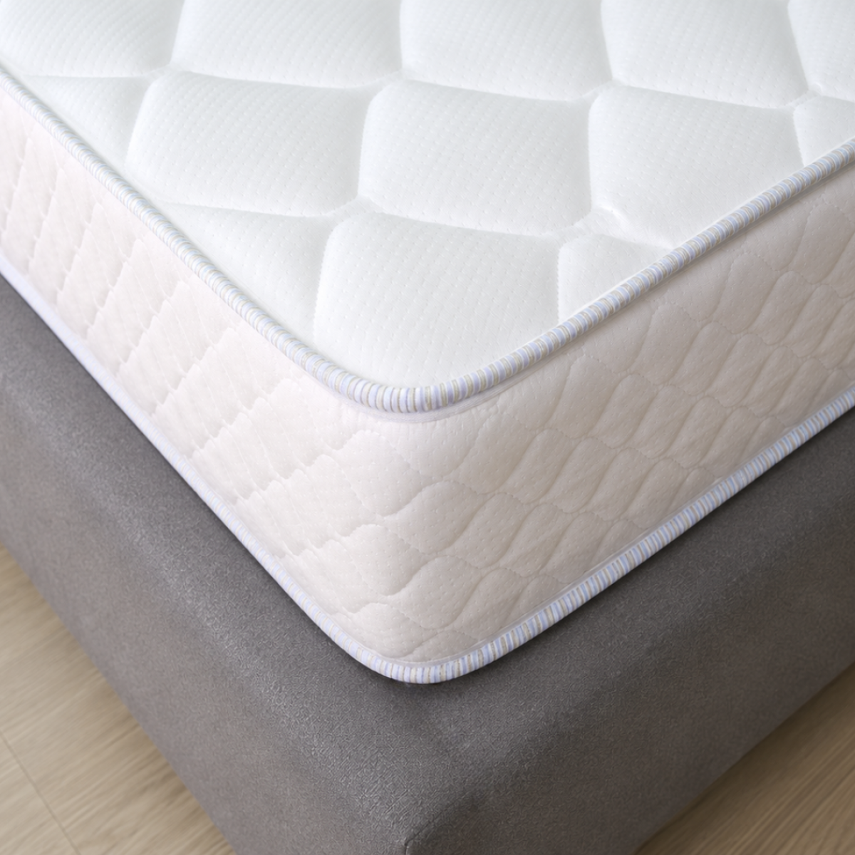 Беспружинный поролоновый ортопедический матрас Usleep Favorite 80х190